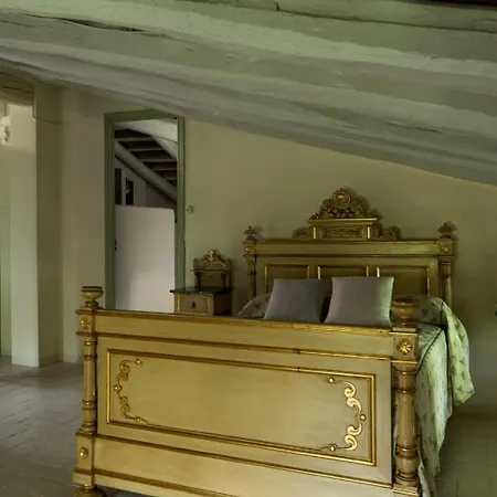Apartment Exquisite Loft Near Barcelona