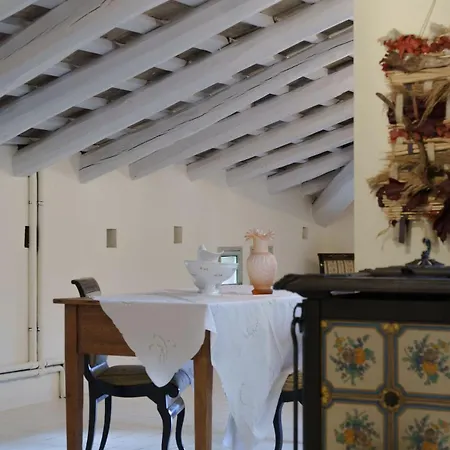 דירה Exquisite Loft Near Barcelona מרטורל